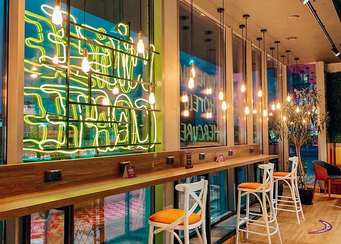 波兹南中心美居酒店 酒店