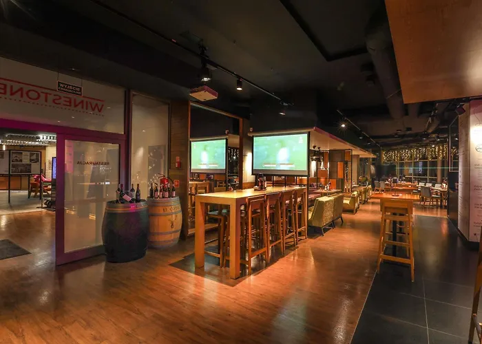 酒店 波兹南中心美居酒店 4*