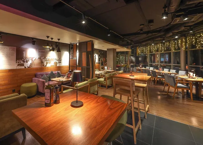 波兹南中心美居酒店 波兹南