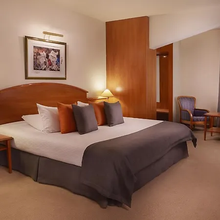 Mercure Centrum 4*