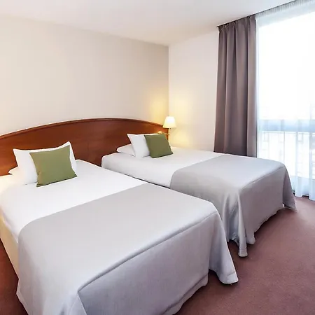 Mercure Centrum מלון