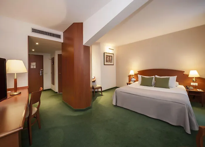 Mercure Centrum מלון פוזנן