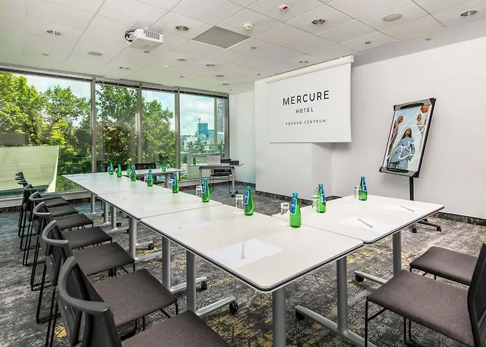 מלון Mercure Centrum 4*