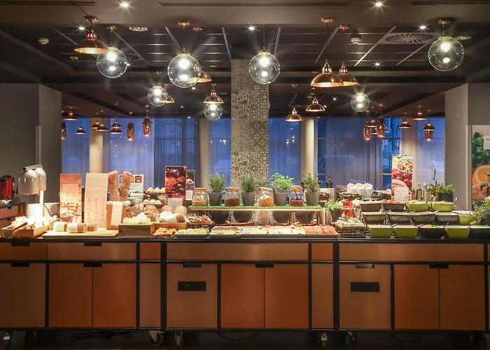 Mercure Centrum מלון